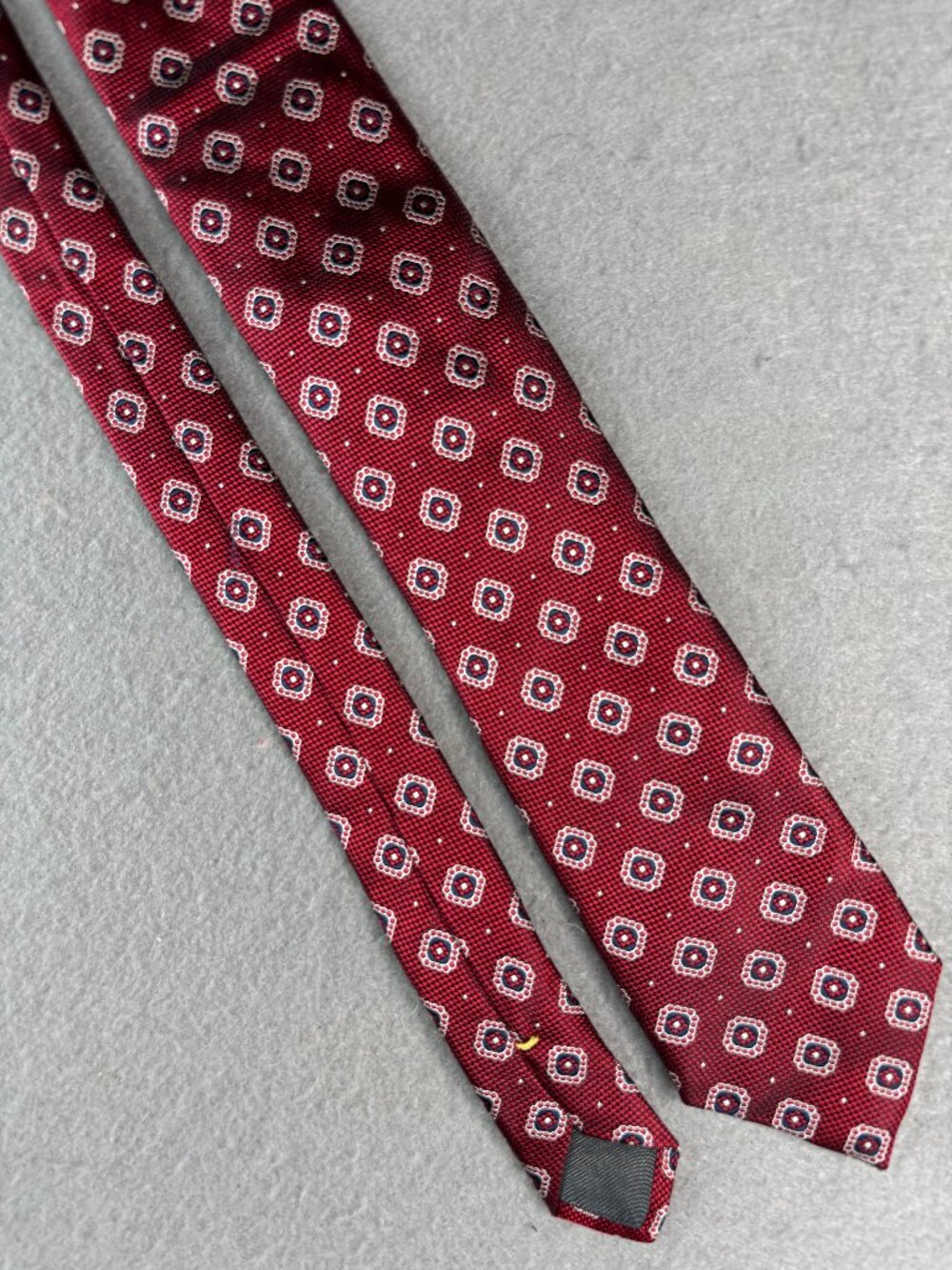 Canali 1934 Silk Tie Red Burgundy Medallion Made in Italy 3.5"